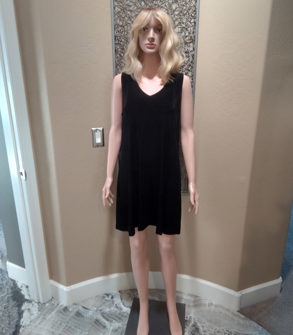 Chico's Travelers Classic Black Sleeveless V-Neck Mini Dress